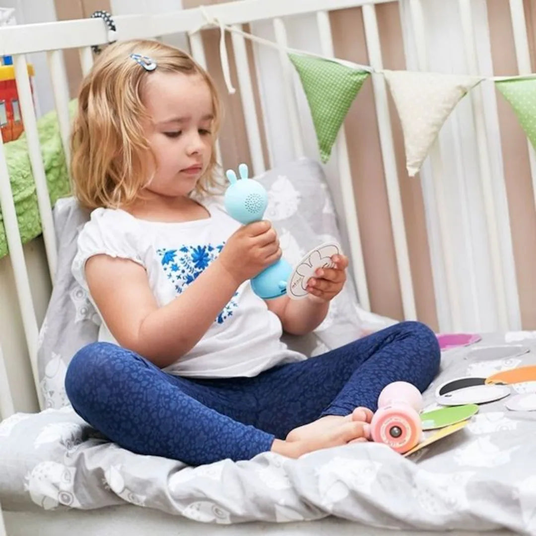 Alilo Smarty Bunny Azul Sonajero Interactivo e inteligente