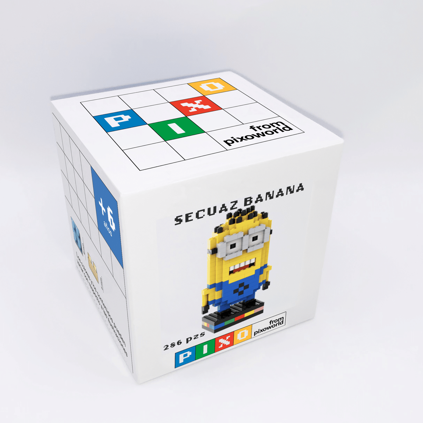 Pixoworld Minion Banana 1