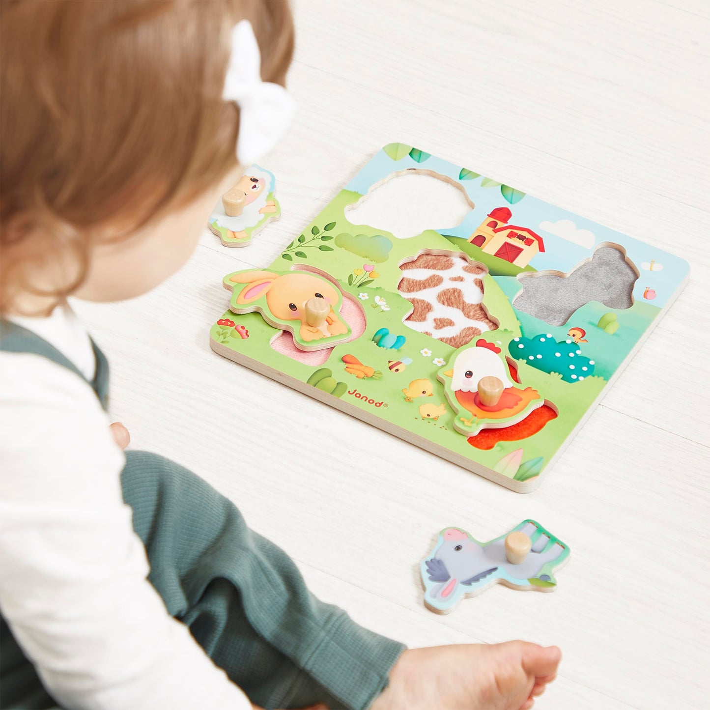 Janod Puzzle táctil 5 piezas encajables La granja