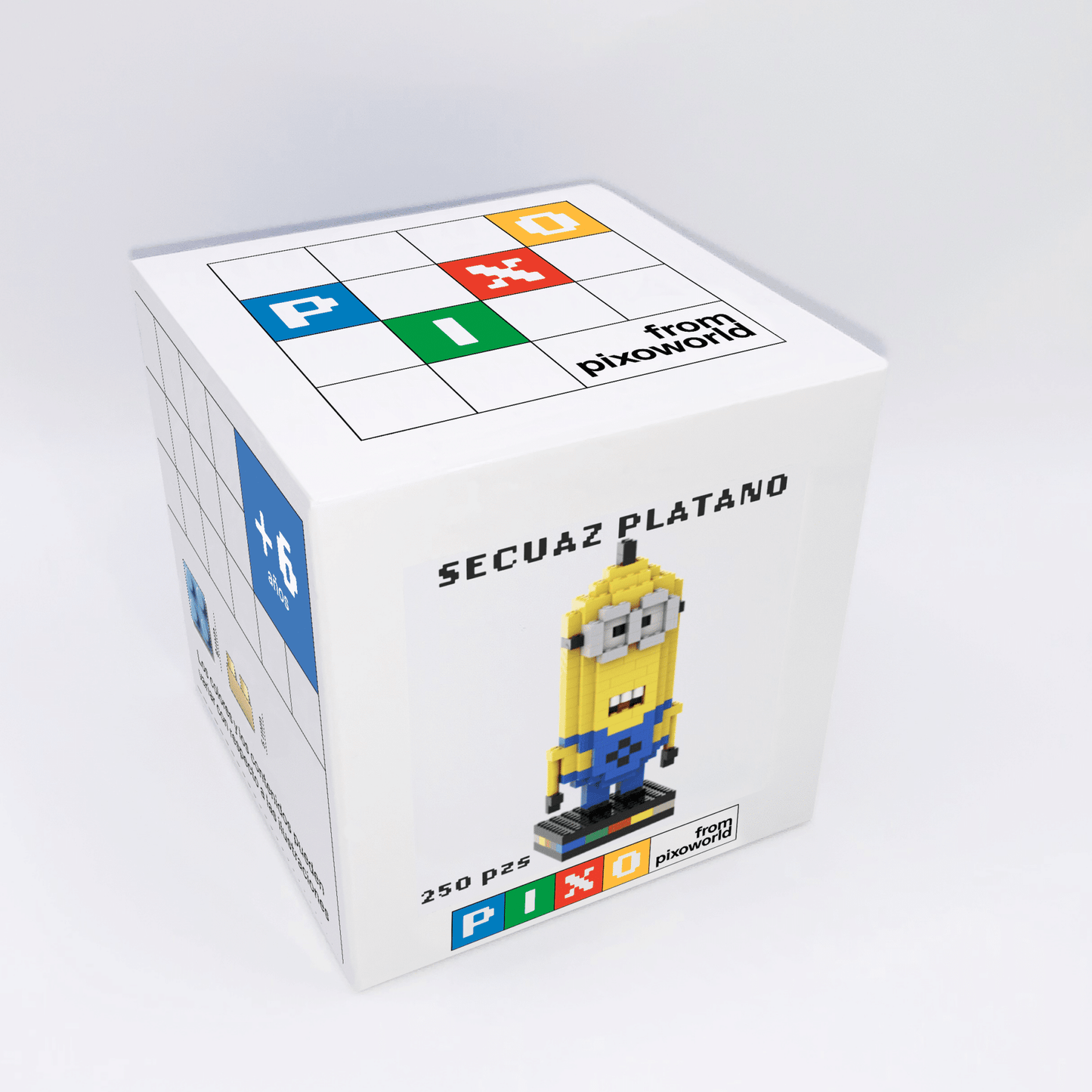 Pixoworld Minion Banana 2